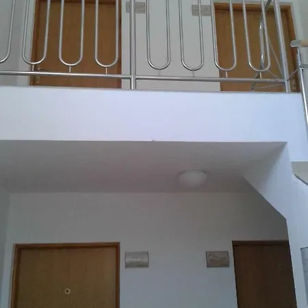 Mit- Mir Apartmán Fondole