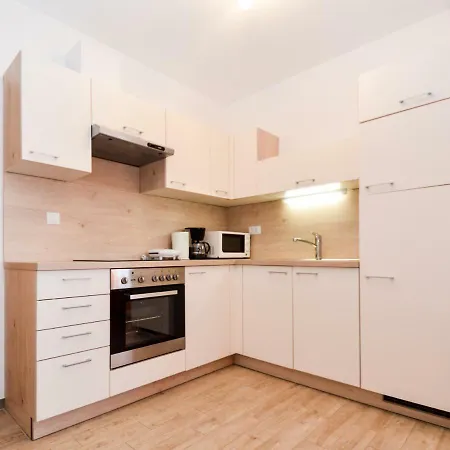 Mit- Mir Apartmán Fondole