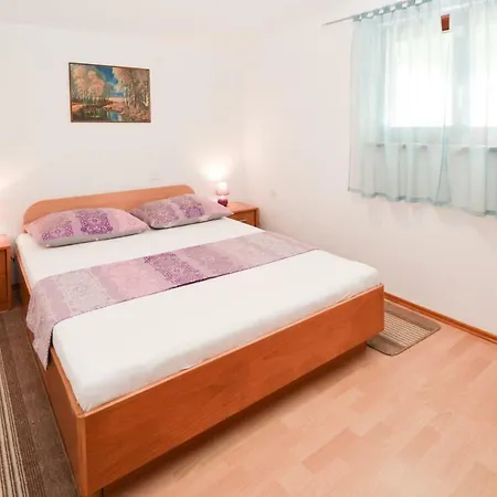 Apartmán Mit- Mir Fondole