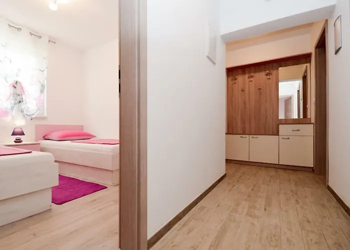 Διαμέρισμα Mit- Mir Fondole