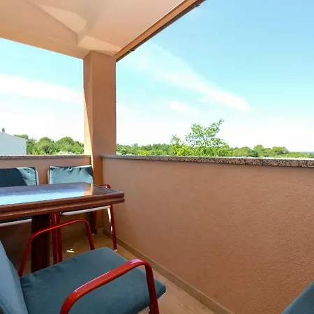 Mit- Mir Lägenhet *